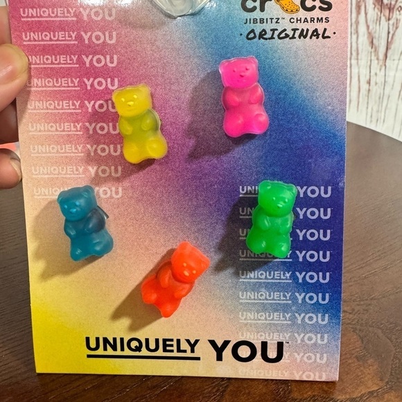 CROCS Vibrant Gummy Bears Jibbitz 5 Piece Pack - Picture 1 of 9